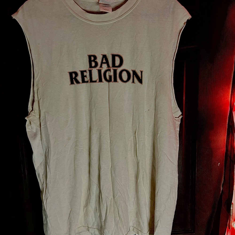 Vintage 2004 Bad Religion Tee. “No Stage Diving” Sleeveless. Size L